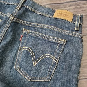 Levi's Relaxed Boot Cut 550